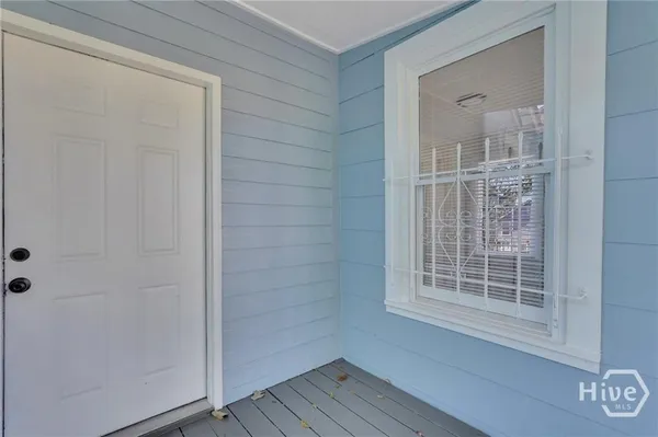 $2,200 | 218 West Anderson Street, Unit UPPR, Savannah, GA 31401