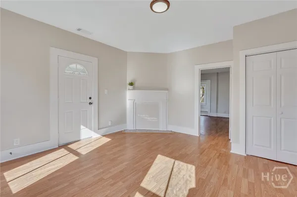 $2,200 | 218 West Anderson Street, Unit UPPR, Savannah, GA 31401