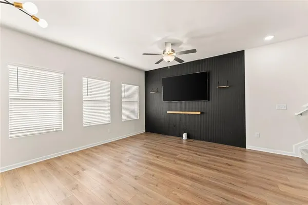 $2,250 | 76 Regent Park, Hoschton, GA 30548