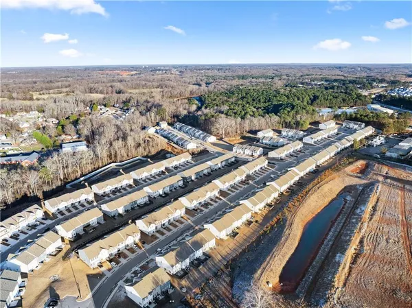 $2,250 | 76 Regent Park, Hoschton, GA 30548
