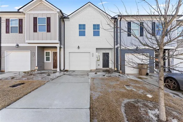 $2,250 | 76 Regent Park, Hoschton, GA 30548