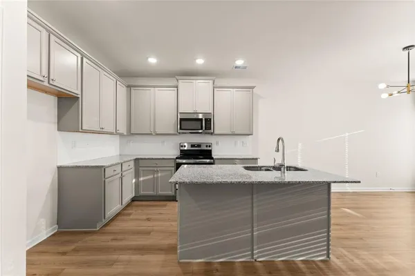 $2,250 | 76 Regent Park, Hoschton, GA 30548