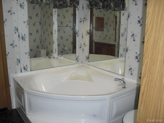 35605 Pratt Road Memphis, MI 48041 - Photo 20 of 33 CIMG1285.JPG