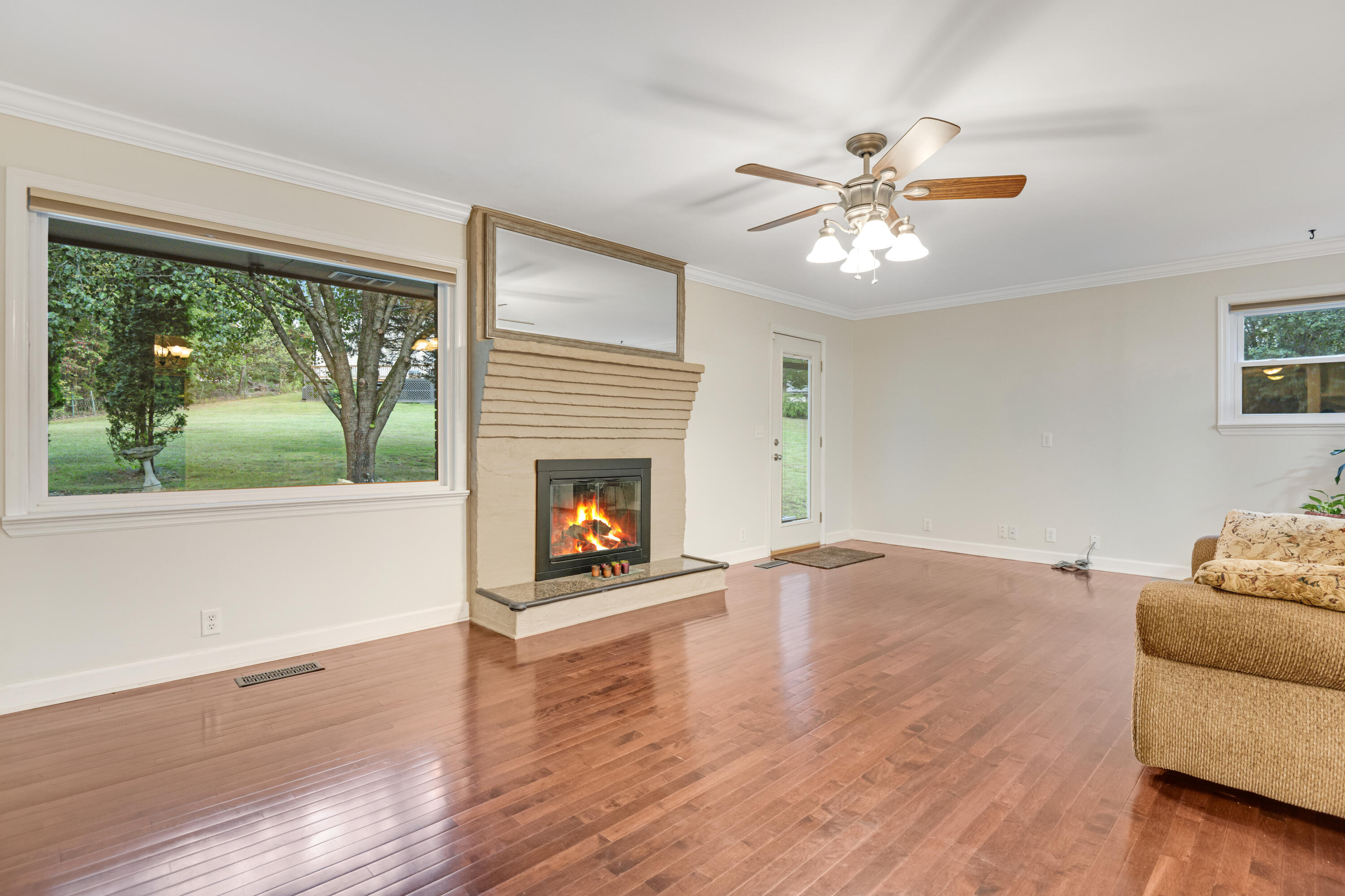 3929 Hamill Road Hixson, TN 37343 - Photo 6 of 19 KAE_3237-new