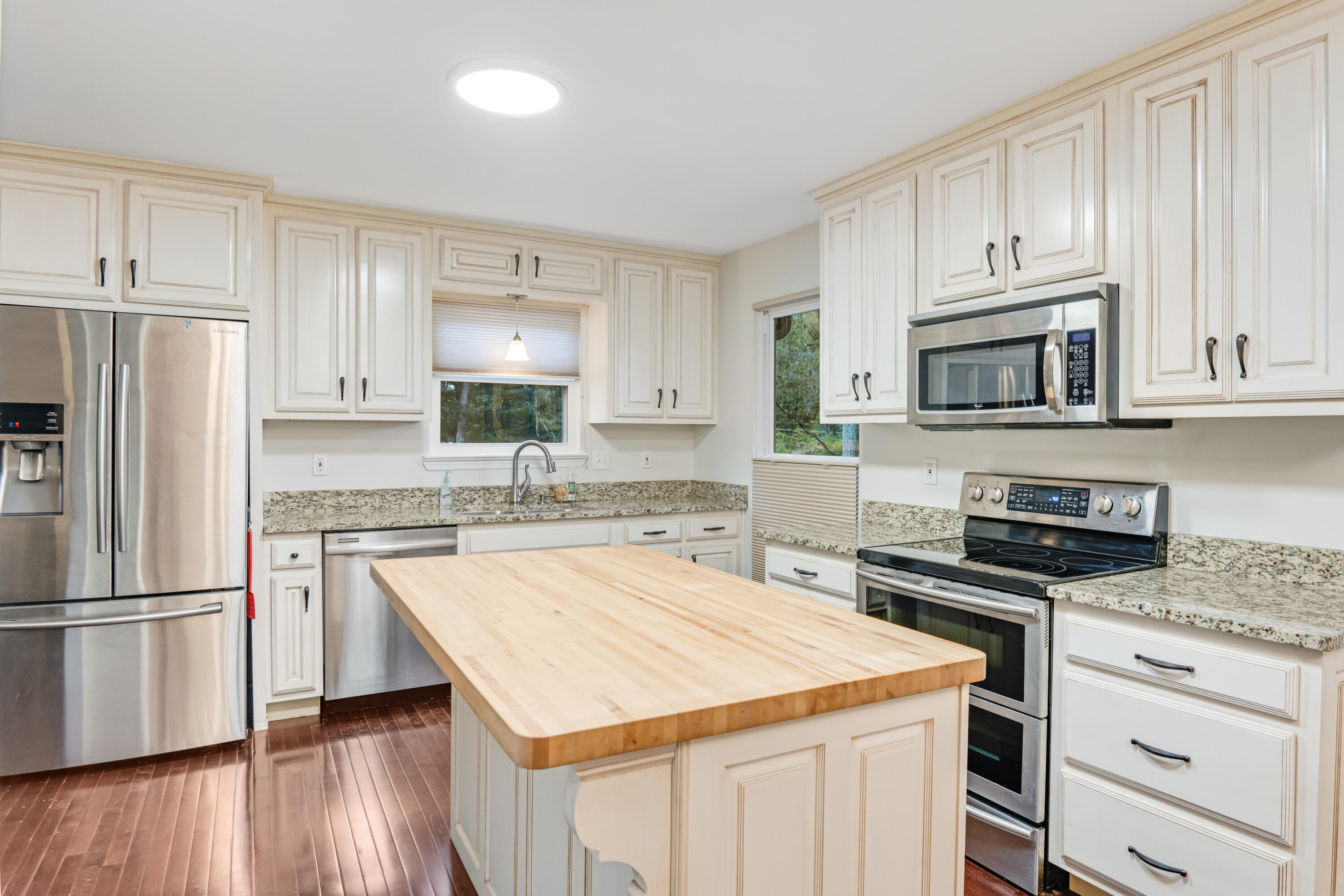 3929 Hamill Road Hixson, TN 37343 - Photo 7 of 19 KAE_3232-new