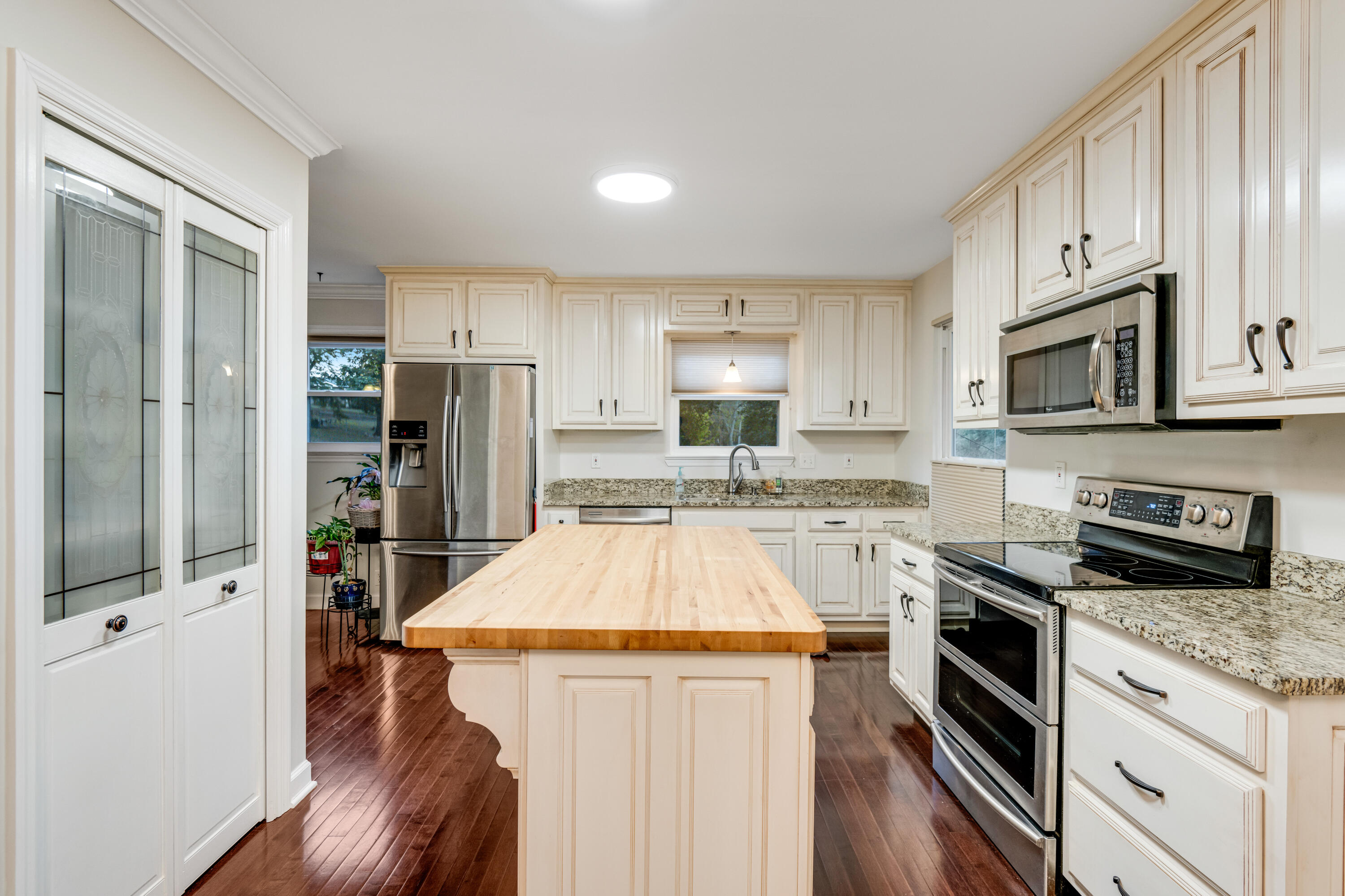 3929 Hamill Road Hixson, TN 37343 - Photo 10 of 19 KAE_3227-new