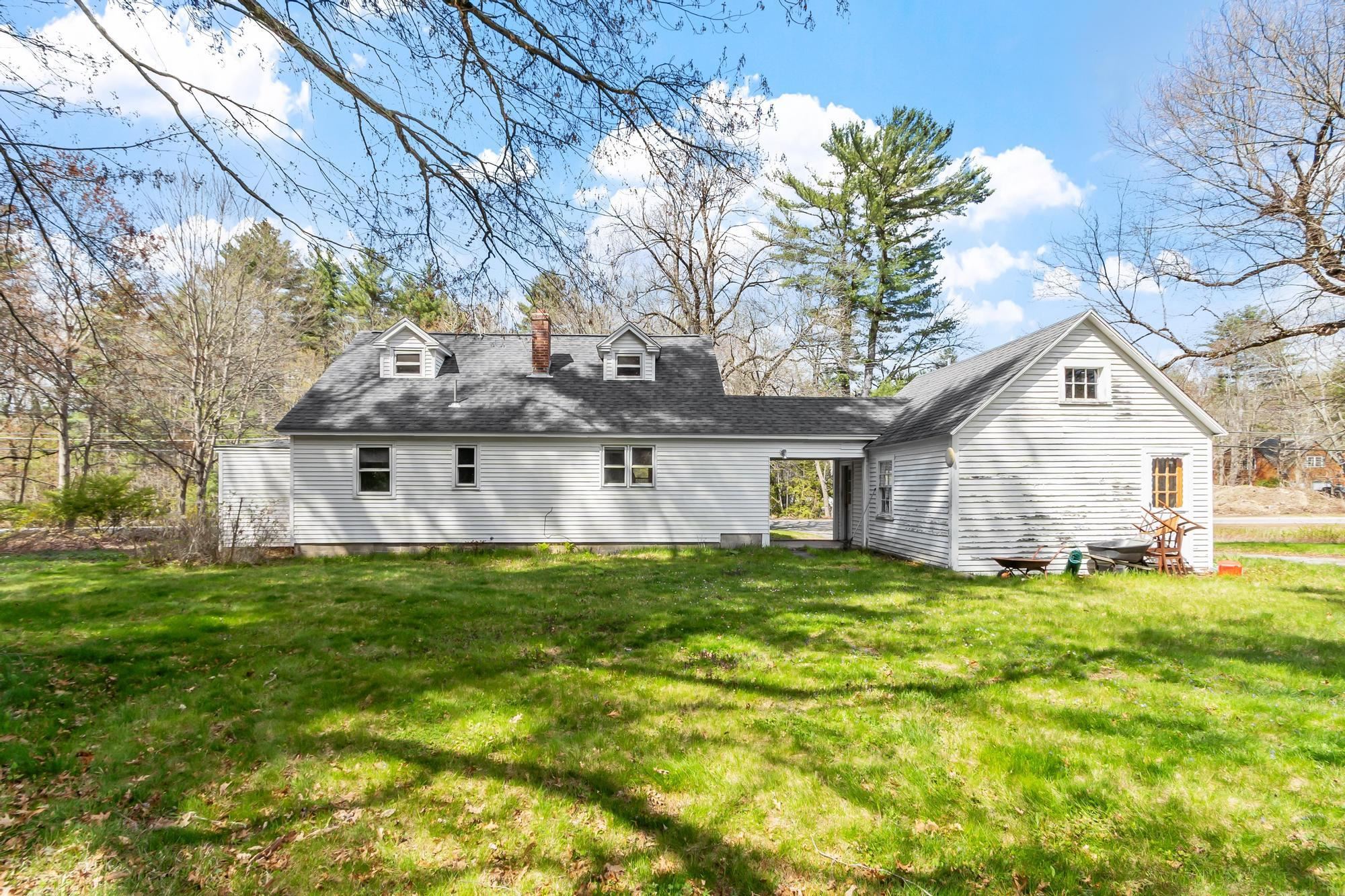94 Amherst Road Merrimack, NH 03054 - Photo 5 of 41 Gallery Image 5