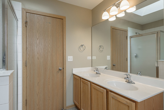 555 Wynbrooke Road Romeoville, IL 60446 - Photo 15 of 24 Gallery Image 15