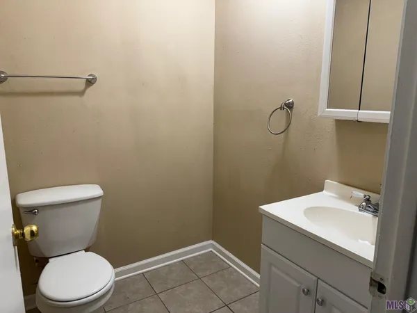 $90,000 | 540 South Flannery Road, Unit A, Baton Rouge, LA 70815