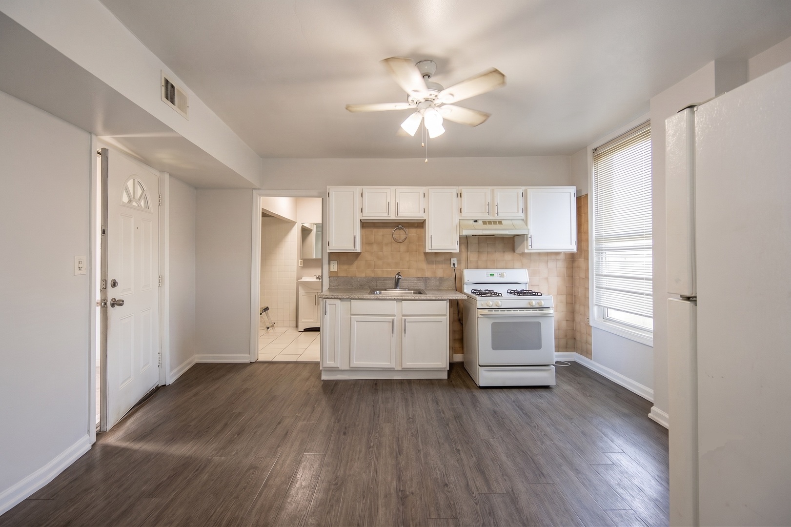1759 West 21st Street Chicago, IL 60608 - Photo 14 of 38