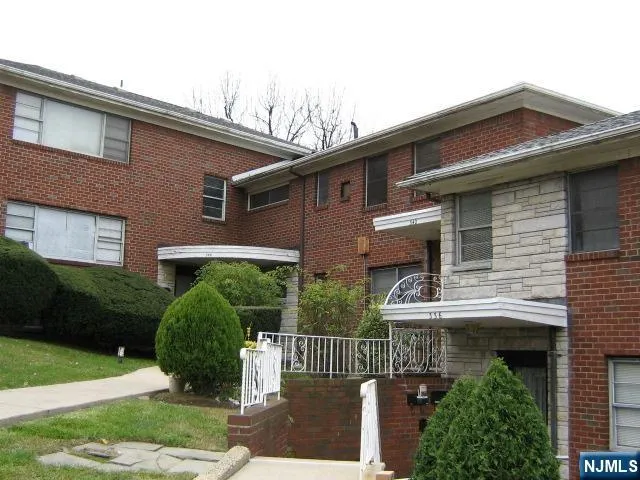 $1,500 | 348 Northwood Way, Unit 2, Palisades Park, NJ 07650