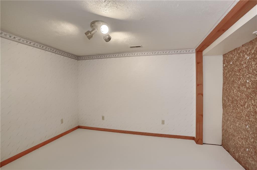 101 Householder Road New Brighton, PA 15066 - Photo 16 of 25 Gallery Image 16