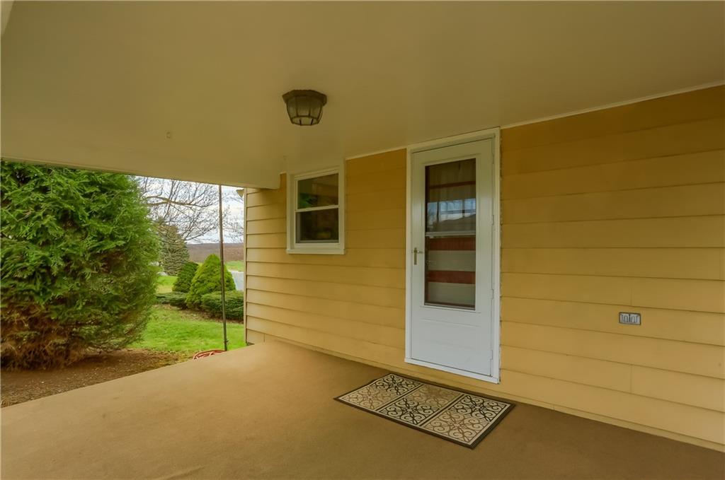 101 Householder Road New Brighton, PA 15066 - Photo 3 of 25 Gallery Image 3