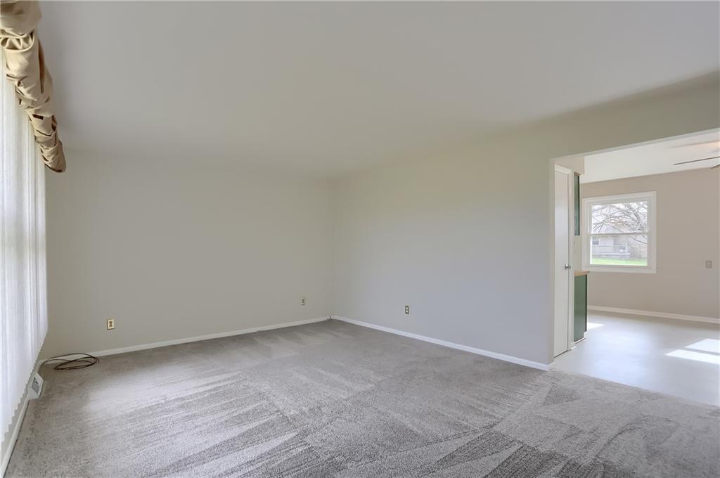 101 Householder Road New Brighton, PA 15066 - Photo 4 of 25 Gallery Image 4