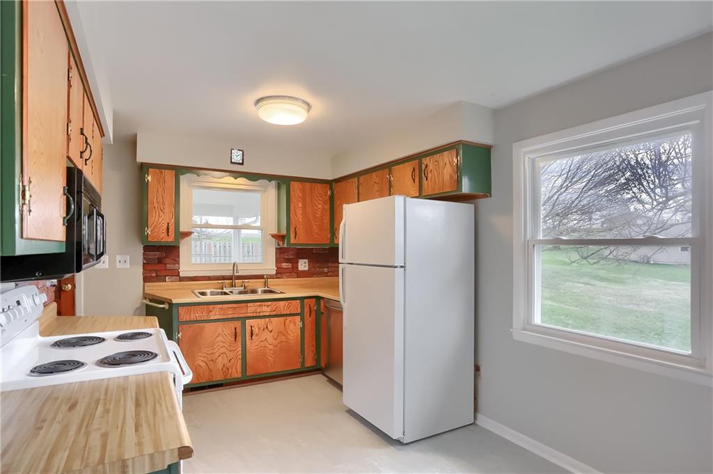 101 Householder Road New Brighton, PA 15066 - Photo 7 of 25 Gallery Image 7