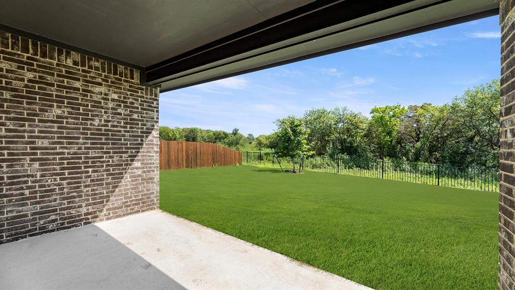 1527 Bridlepath Trail Forney, TX 75126 - Photo 27 of 33 25. 1527 Bridlepath - Patio
