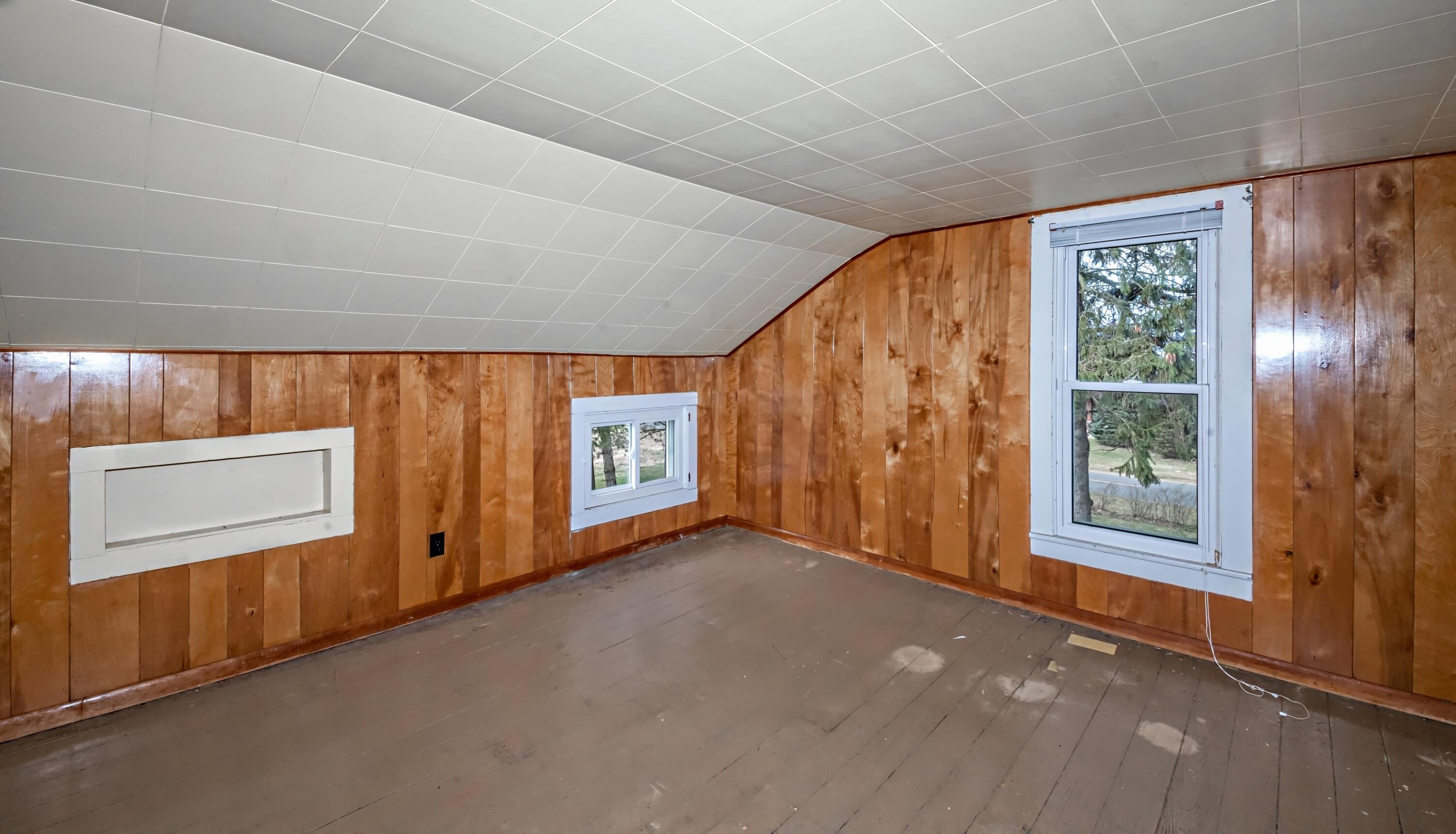 1355 Park Road Coloma, MI 49038 - Photo 20 of 37 2nd Bedroom