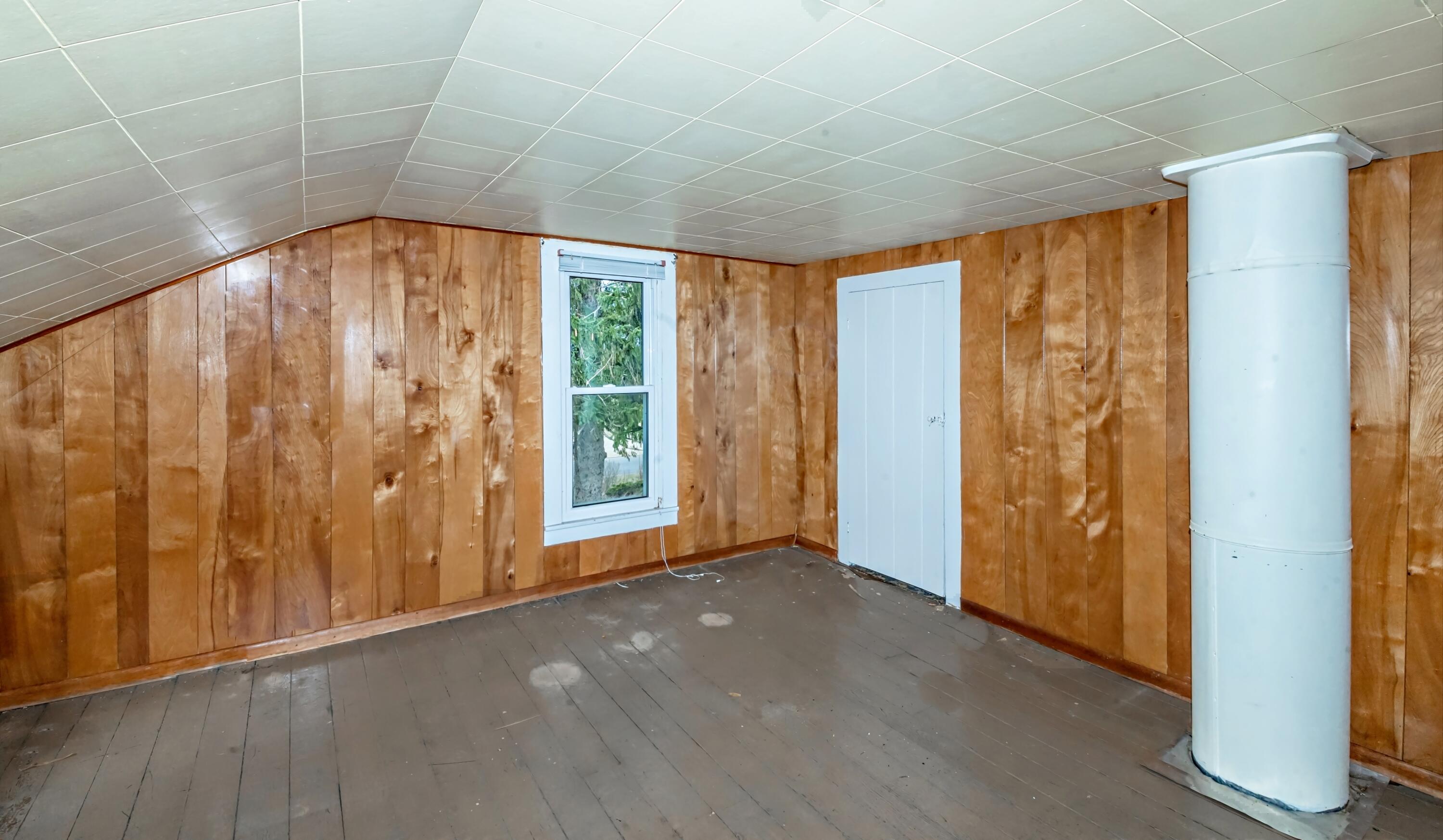 1355 Park Road Coloma, MI 49038 - Photo 21 of 37 2nd Bedroom