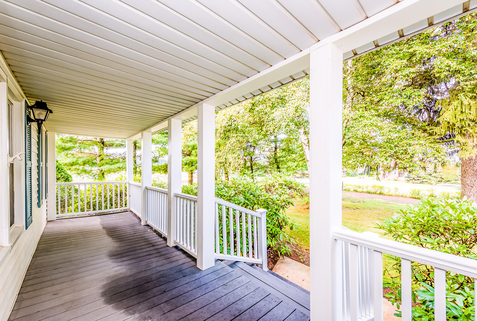 1355 Park Road Coloma, MI 49038 - Photo 4 of 37 Front Porch