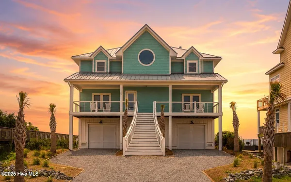 $2,295,000 | 30 Porpoise Place, North Topsail Beach, NC 28460