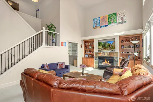 $5,500 | 1958 16th Court Northeast, Issaquah, WA 98029
