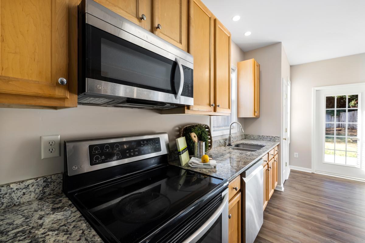 242 Inkster Cove Raleigh, NC 27603 - Photo 9 of 23 Photo #9