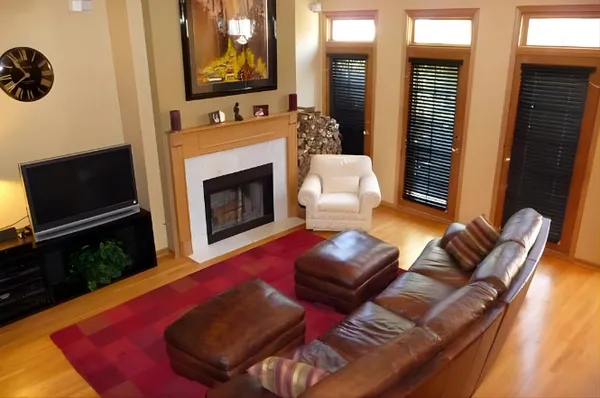 $4,500 | 2039 North Lincoln Avenue, Unit E, Chicago, IL 60614