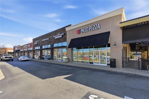 $1,090,000 | 3053 Canfield Drive, Atlanta, GA 30341