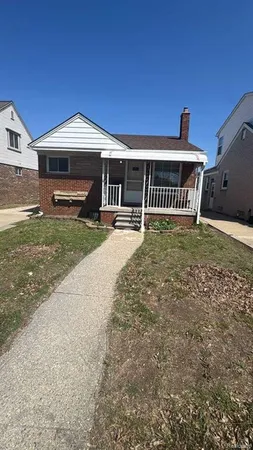 $1,700 | 20771 West Outer Drive, Dearborn, MI 48124