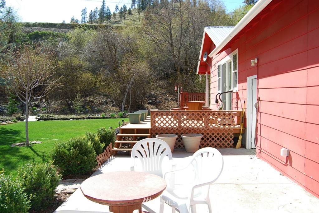 6675 Roaring Creek Road Entiat, WA 98822 - Photo 22 of 24 Gallery Image 22