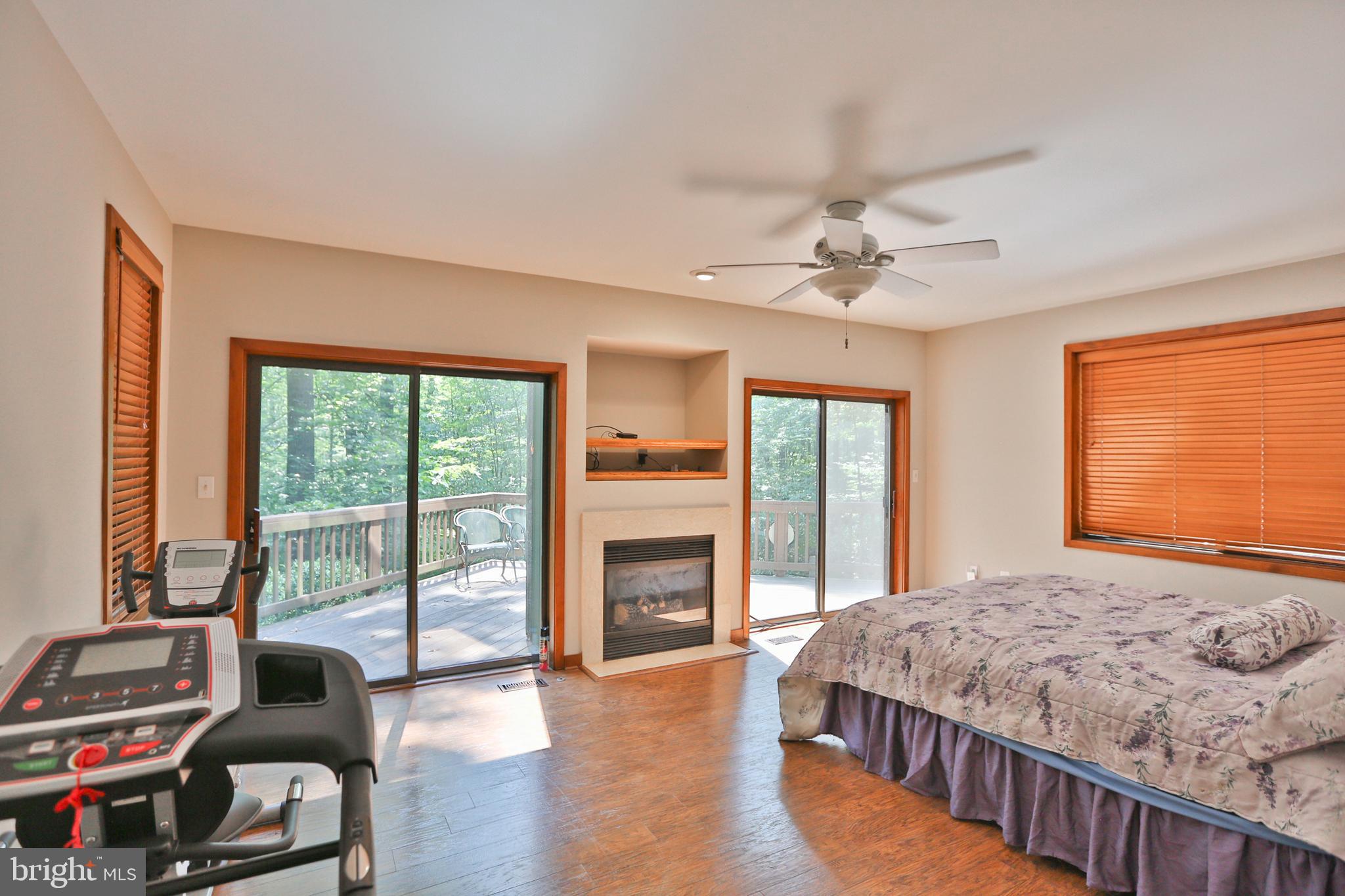 7247 Clifton Road Clifton, VA 20124 - Photo 29 of 38 Bed Room (5) in Basement