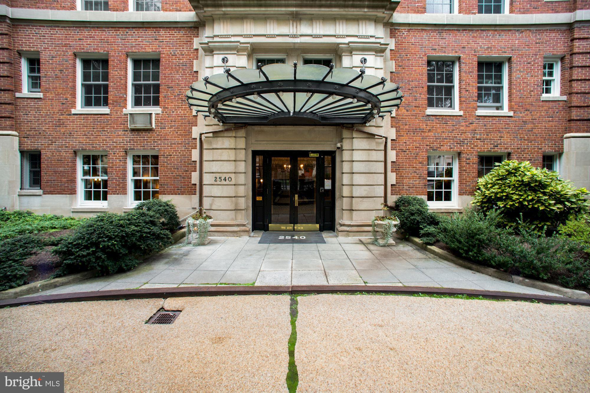 a view of a entryway door of the building