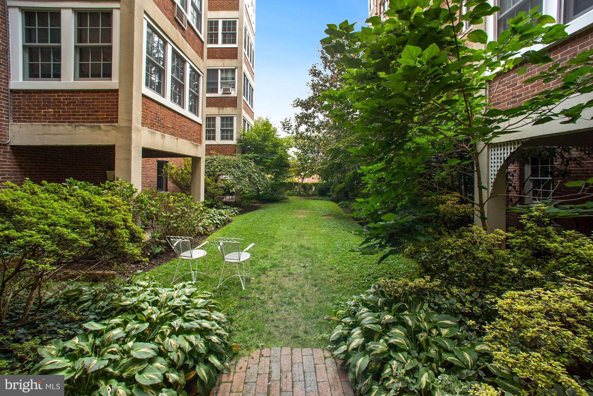 2540 Massachusetts Avenue Northwest, Unit 505 Washington, DC 20008 - Photo 28 of 32 Well-maintained grounds