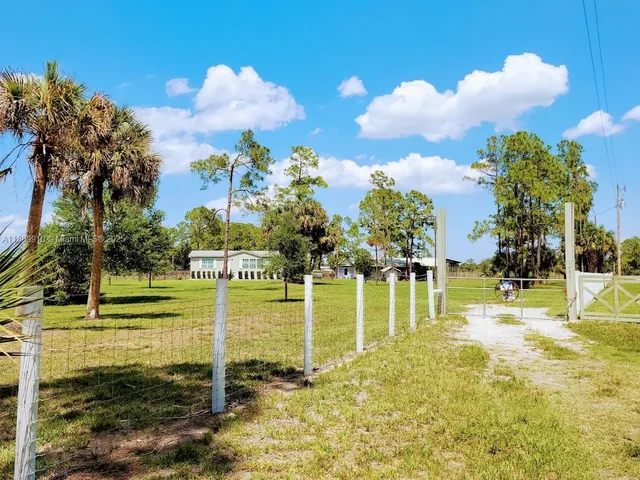 a view of a lake with houses