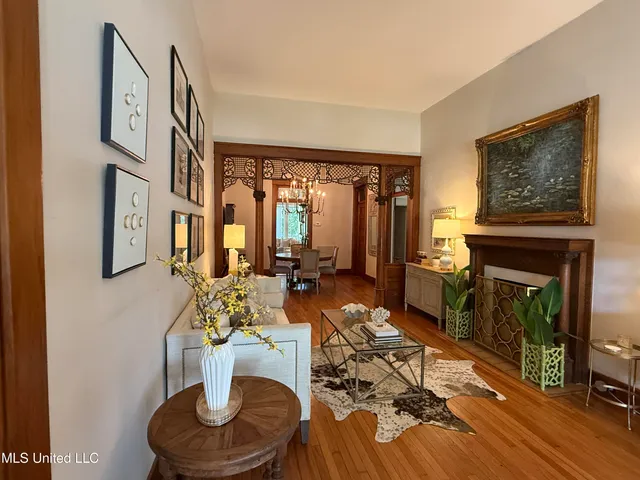 $595,000 | 101 East East President, Greenwood, MS 38930