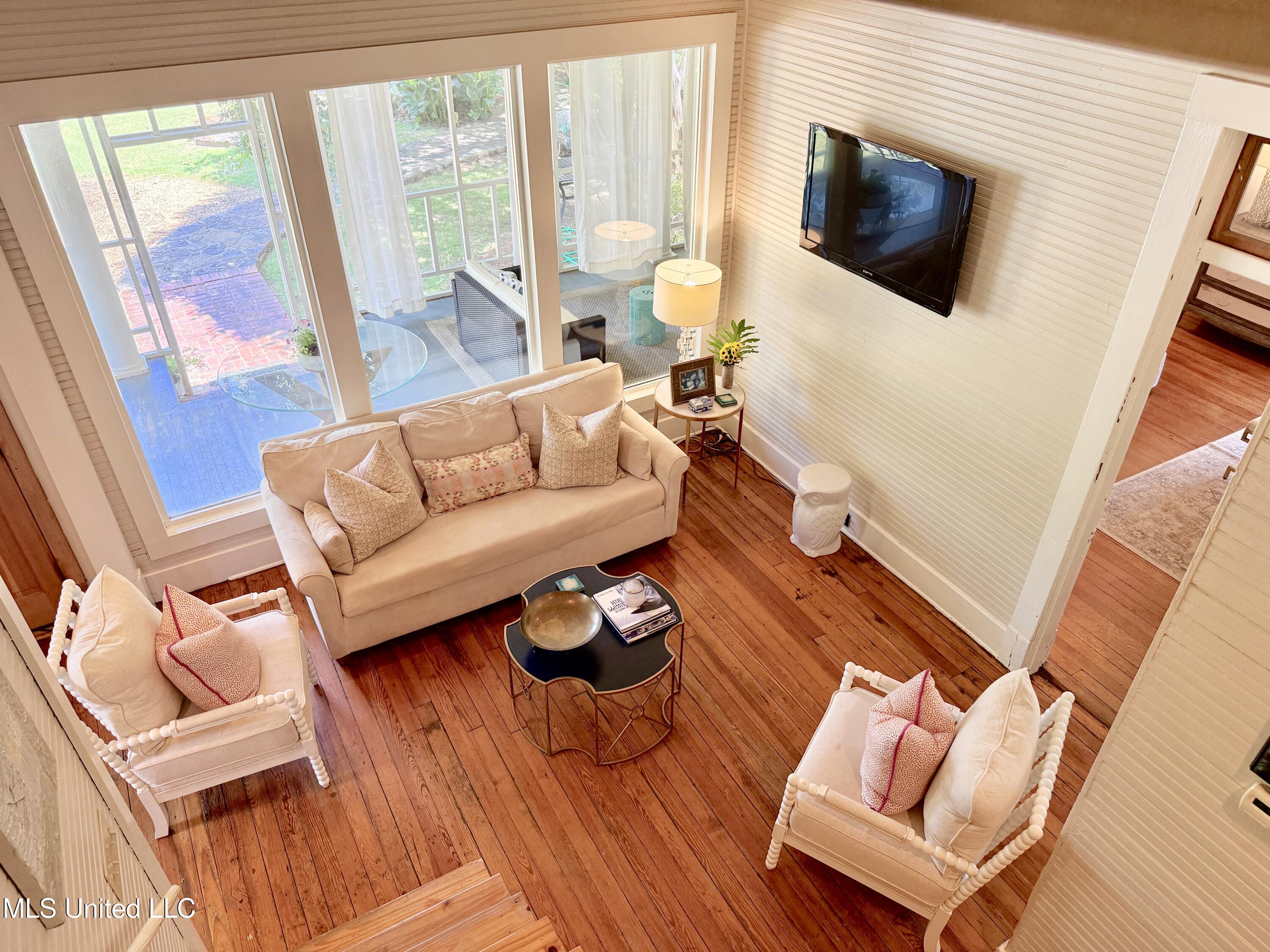 101 East East President Greenwood, MS 38930 - Photo 19 of 30 fullsizeoutput_9b28