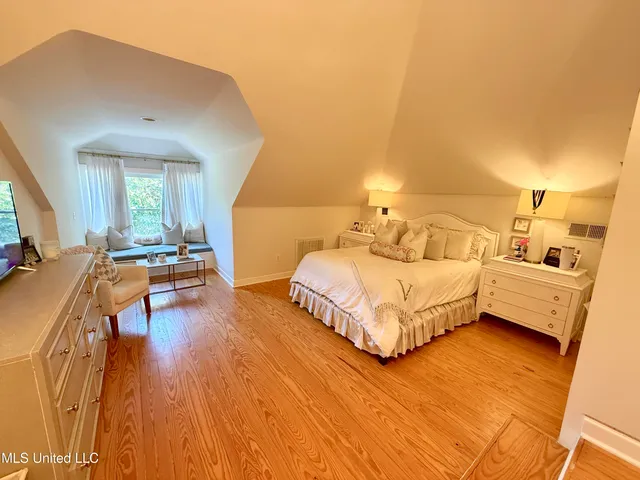 $595,000 | 101 East East President, Greenwood, MS 38930