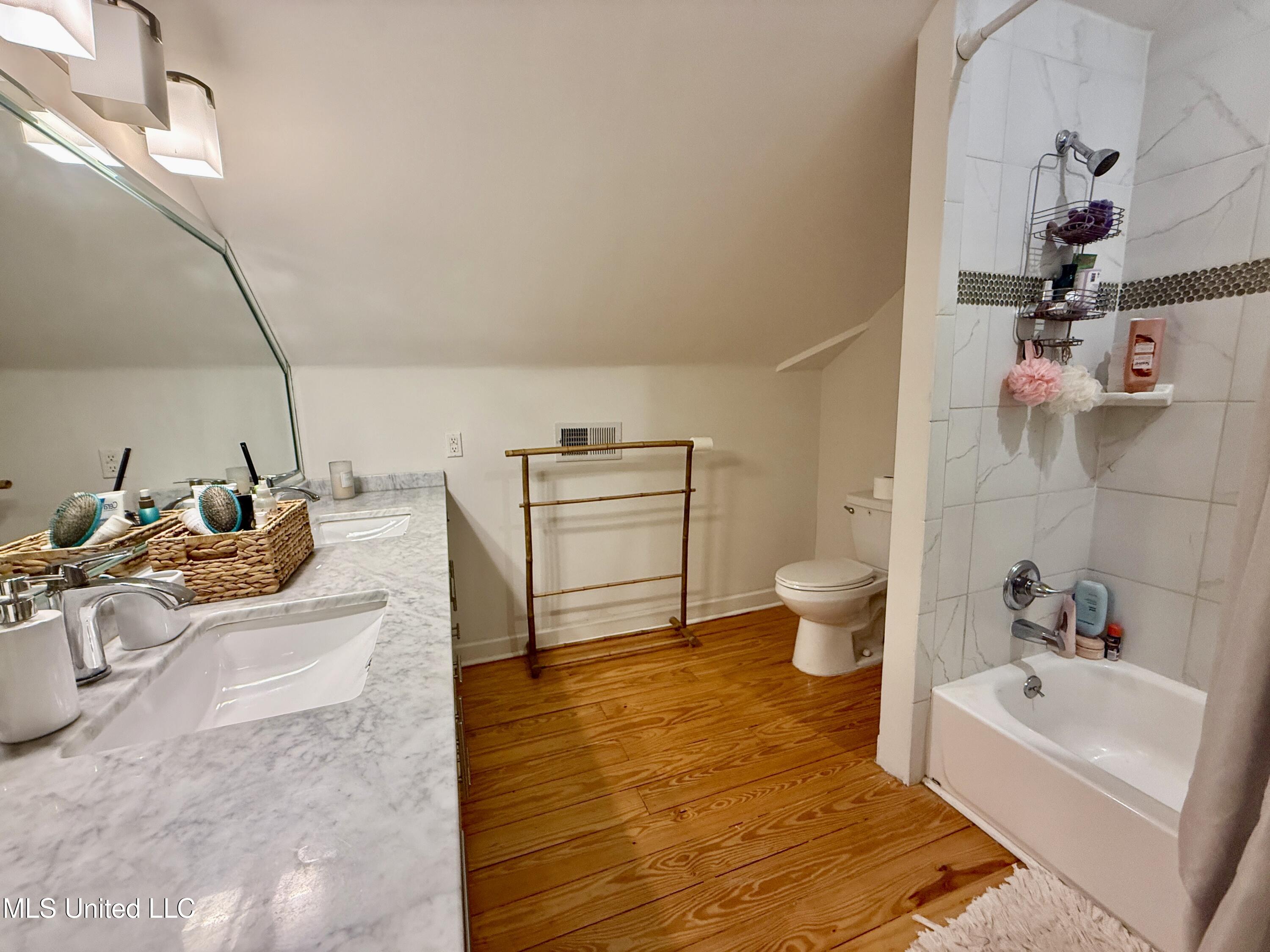 101 East East President Greenwood, MS 38930 - Photo 28 of 30 fullsizeoutput_9b24