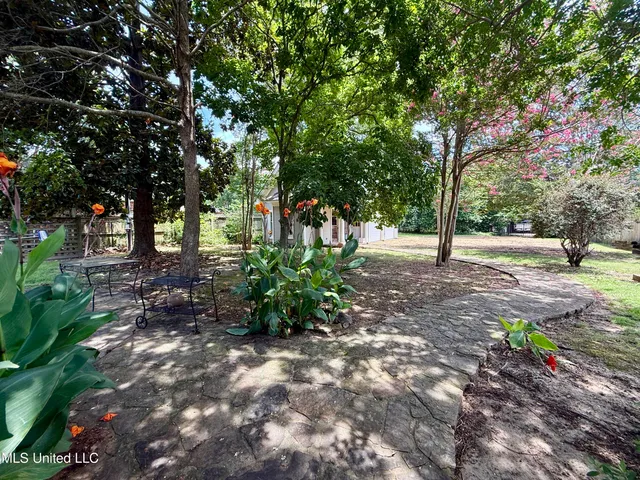 $595,000 | 101 East East President, Greenwood, MS 38930