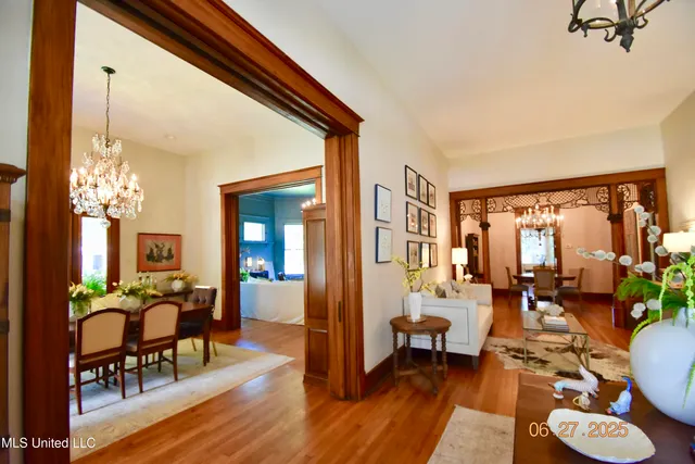 $595,000 | 101 East East President, Greenwood, MS 38930