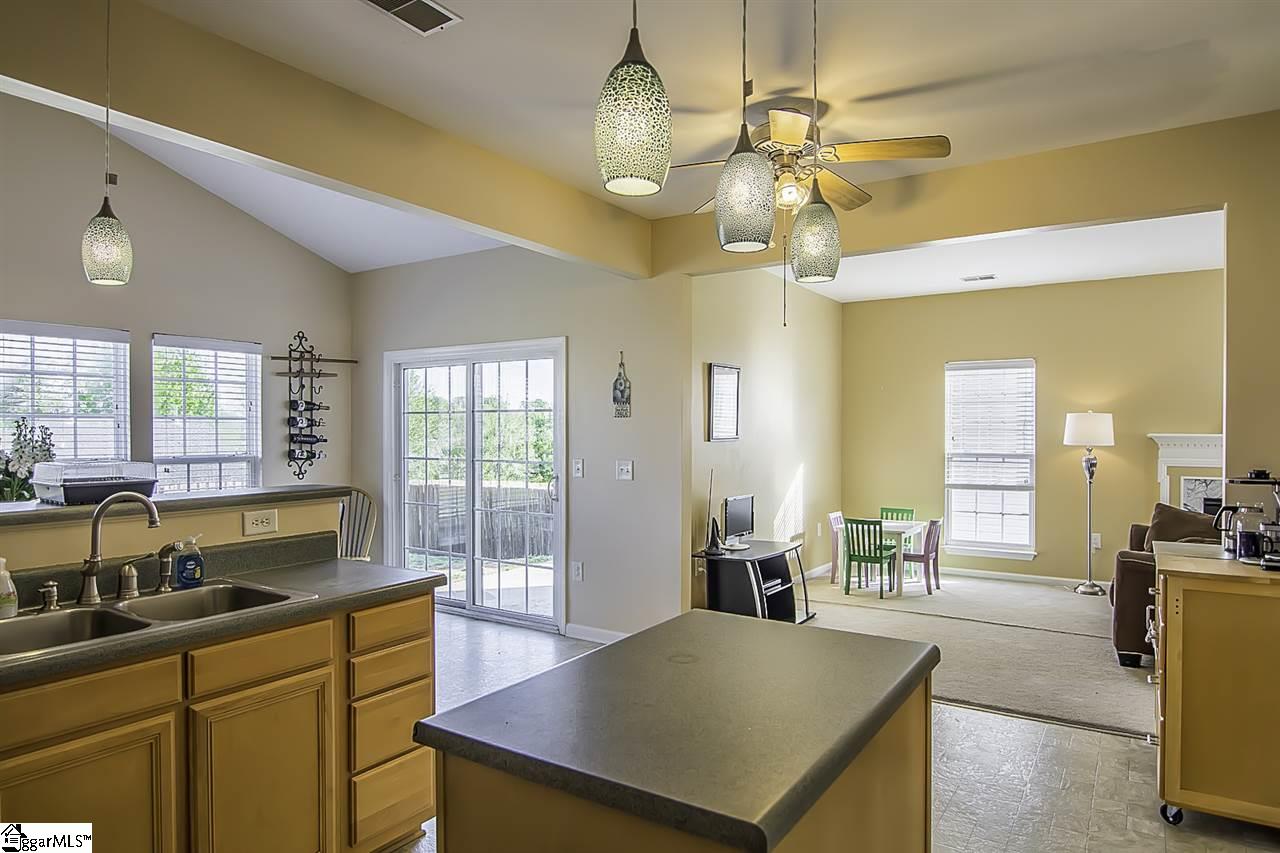 204 Highgate Circle Greer, SC 29650 - Photo 11 of 25 Gallery Image 11