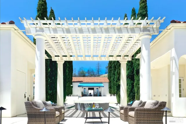 $4,995,000 | 3630 Spring Mountain Road, St. Helena, CA 94574