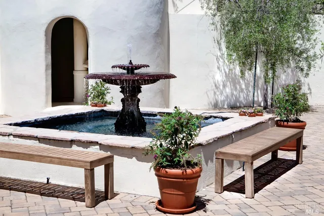 $4,995,000 | 3630 Spring Mountain Road, St. Helena, CA 94574