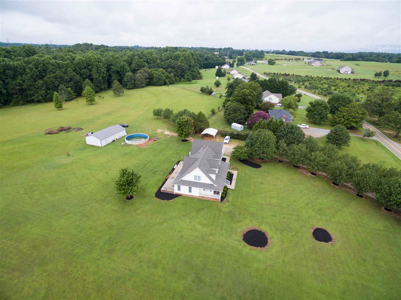 347 Mt Lebanon Road Inman, SC 29349 - Photo 7 of 28