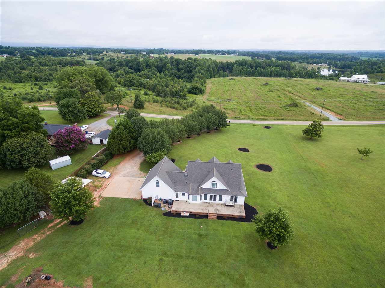 347 Mt Lebanon Road Inman, SC 29349 - Photo 8 of 28