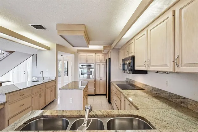 $1,100,000 | 16951 Deer Island Road, Tavares, FL 32778