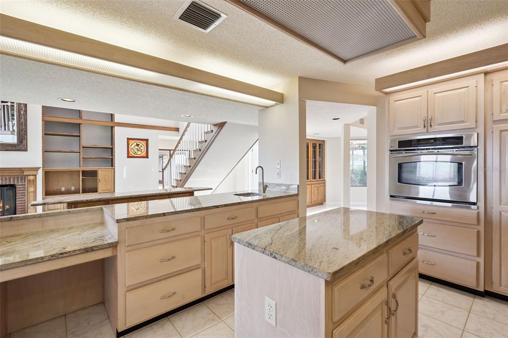 16951 Deer Island Road Tavares, FL 32778 - Photo 39 of 57