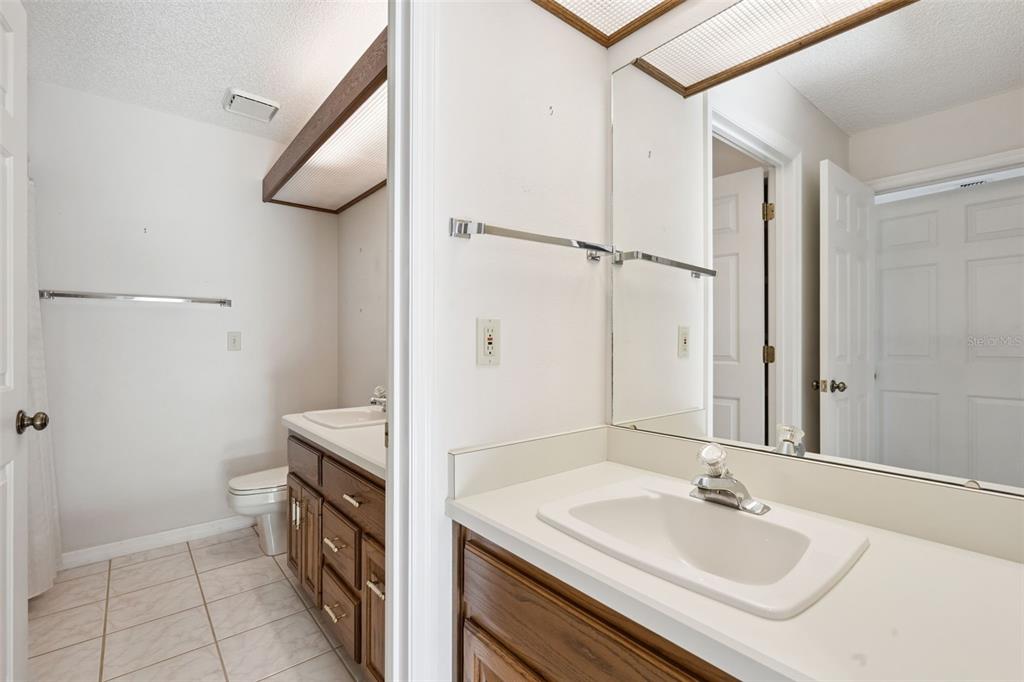 16951 Deer Island Road Tavares, FL 32778 - Photo 52 of 57