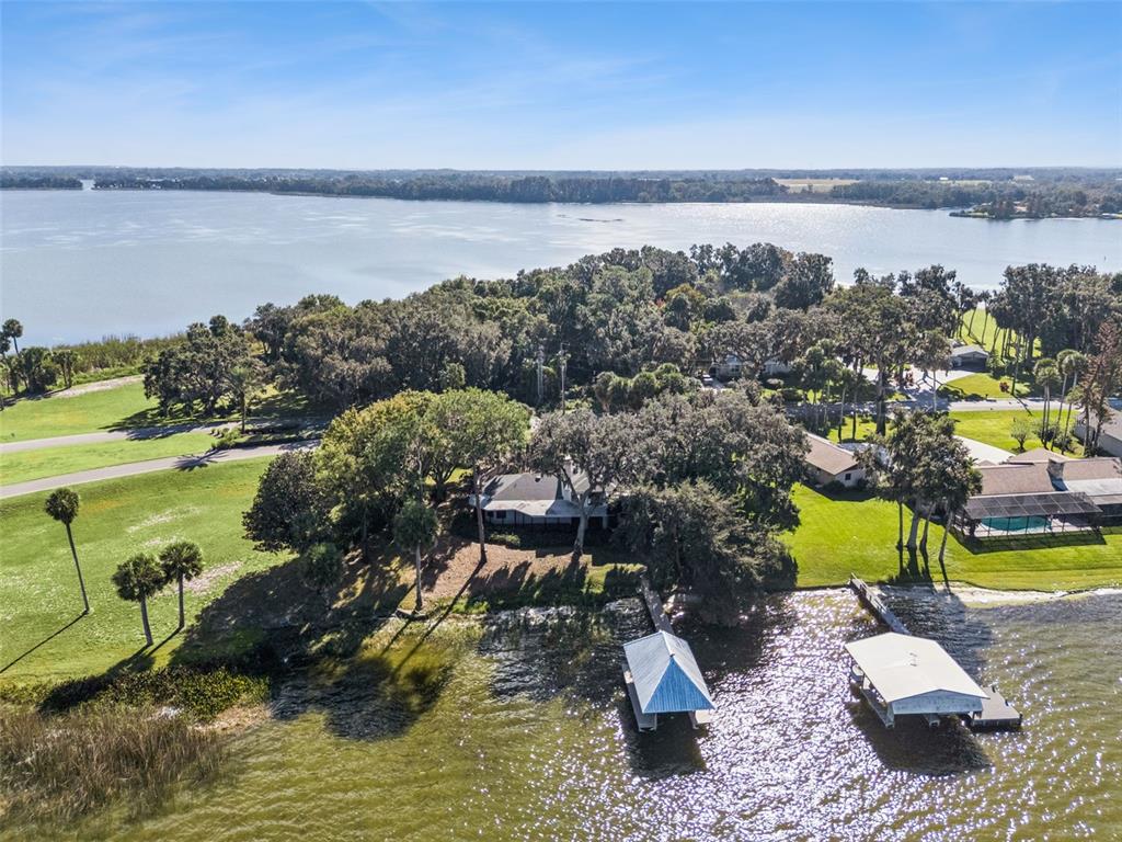 16951 Deer Island Road Tavares, FL 32778 - Photo 6 of 57