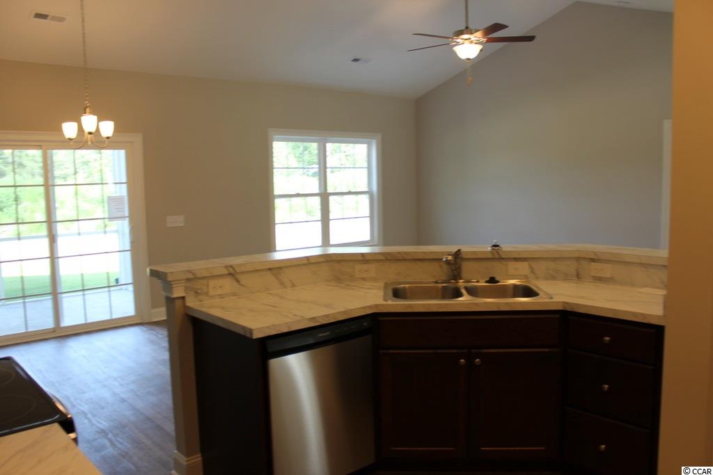 1005 Suggs Street Loris, SC 29569 - Photo 8 of 31 Gallery Image 8